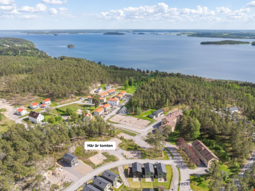 Körvelvägen 33 Körvelvägen 33